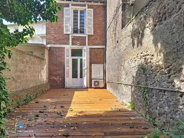 Maison 1 pièce 37 m²
