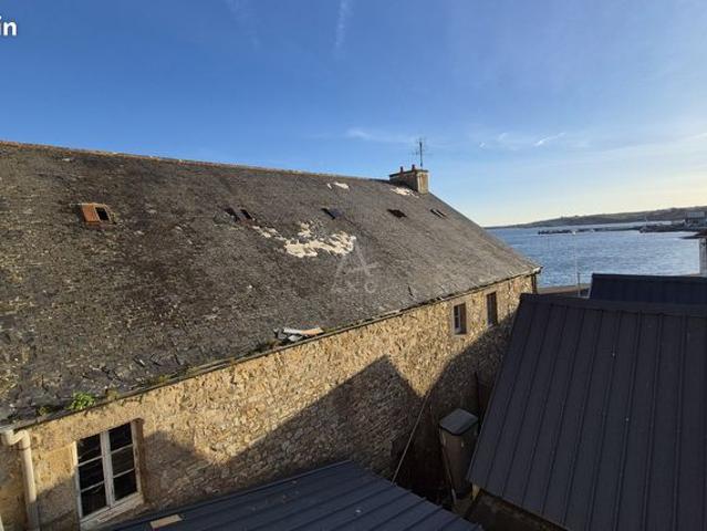 Maison 1 pièce 350 m²