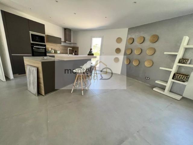 Maison 1er étage 160 m2