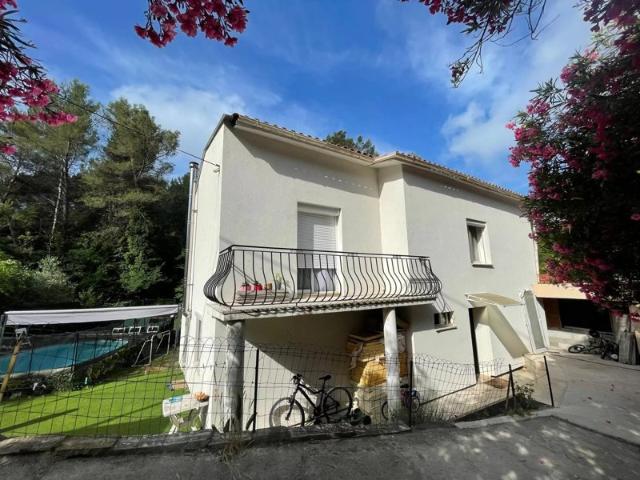 Maison 1er étage 186 m2