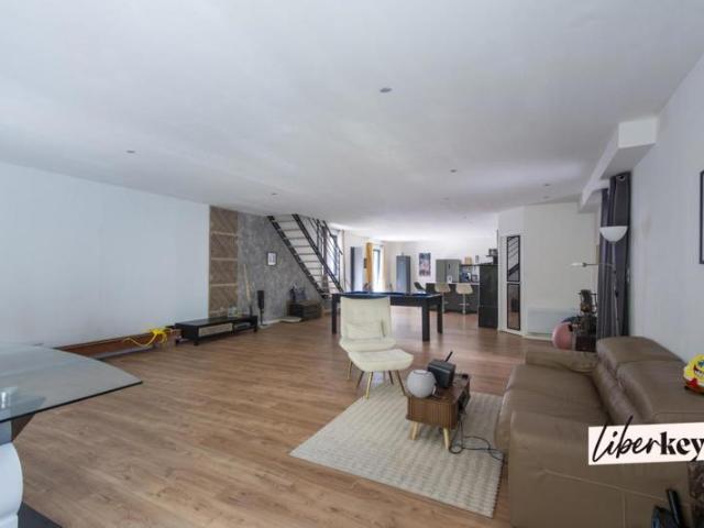Maison 204 m2 4 pièces