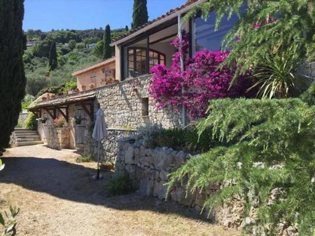 Maison 205 m2 SPERACEDES