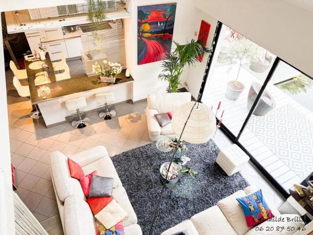 Maison 205M², 4 à 6 chambres, semi plain pied possible