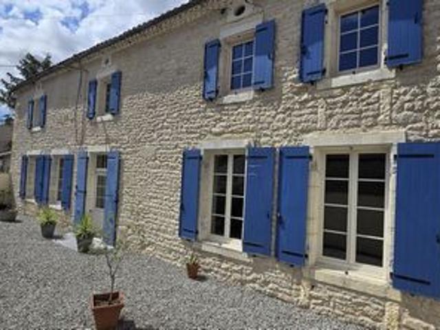 Maison 206 m2 loire sur nie