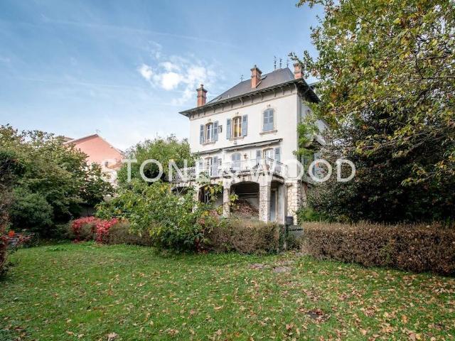 Maison 207 m2 St Julien en Genevois