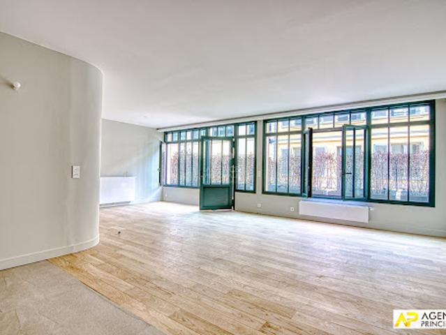 Maison contemporaine avec terrasse