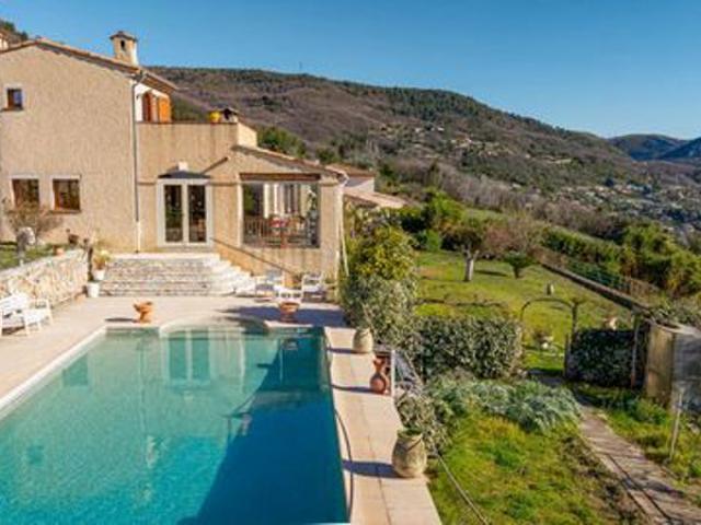 Maison 208 m2 TOURRETTES SUR LOUP