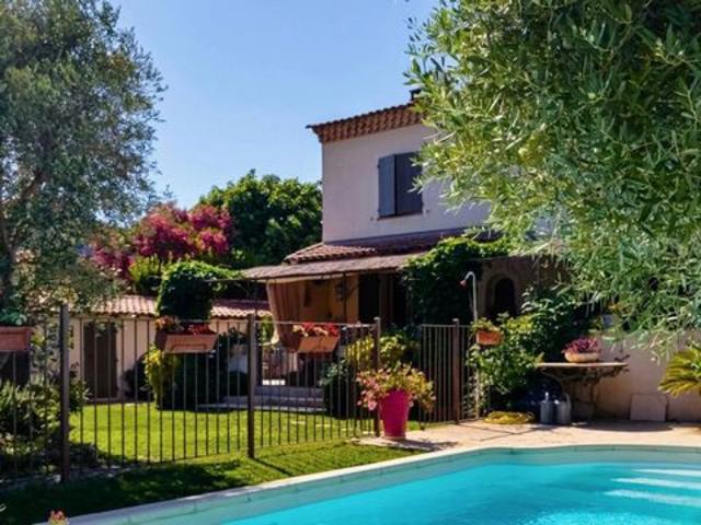 Maison 209 m2 MOURIES
