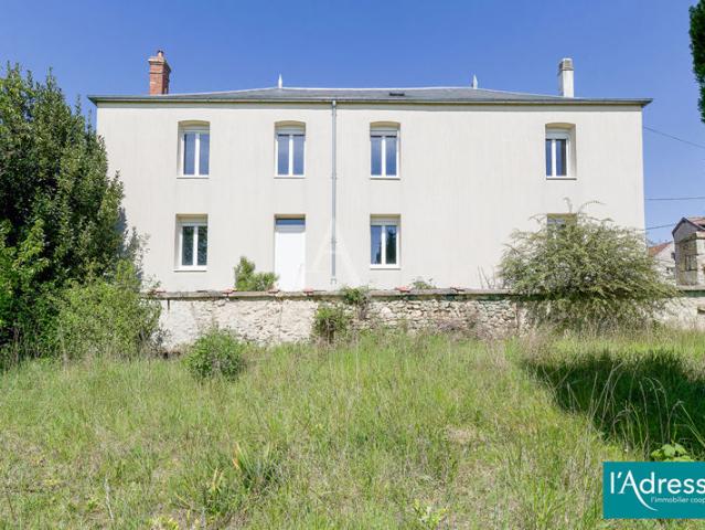 Maison 200 m2 avec dépendances