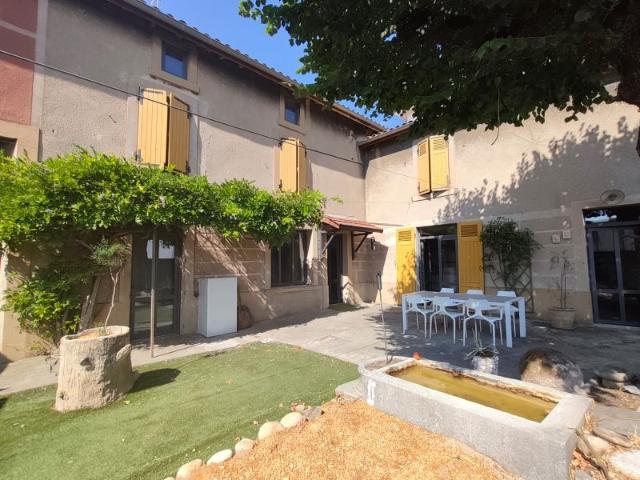 Maison 200 m2 avec des dépendances et son terrain constructi. 202m² Saint Rambert d'Albon