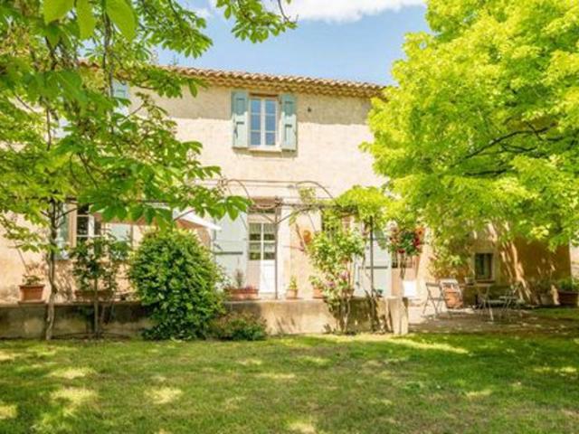 Maison 200 m2 LA TOUR D AIGUES