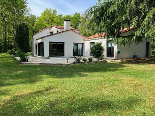 Maison 200 m2 Le Poire sur Vie
