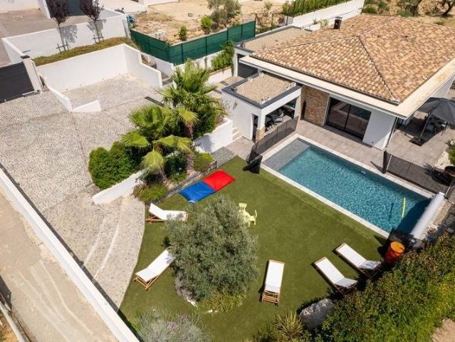 Maison 193 m2 Sollies Toucas