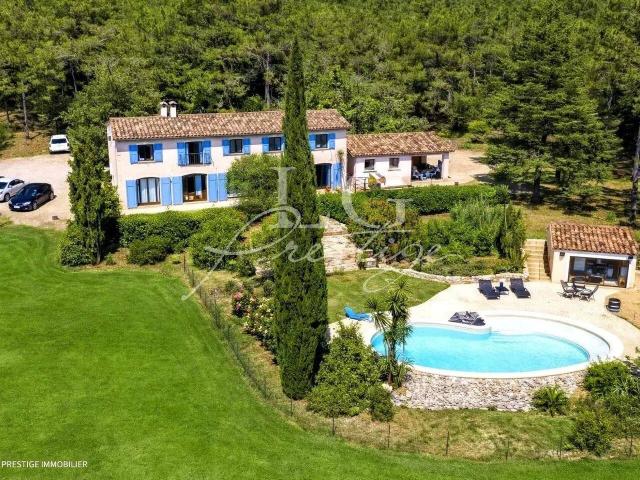 Maison 200 m2 Tourrettes