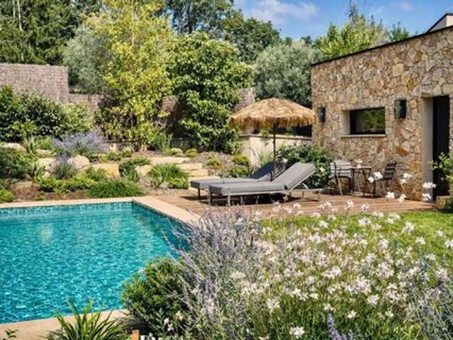Maison 200 m2 valbonne