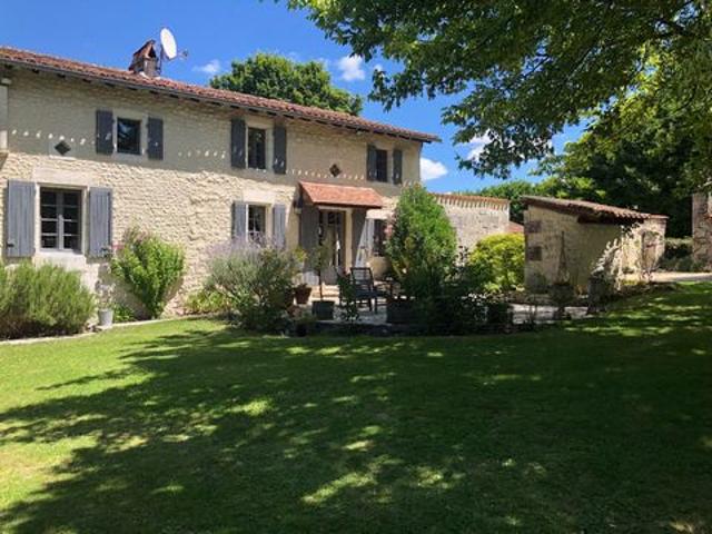 Maison 200 m2 verteillac