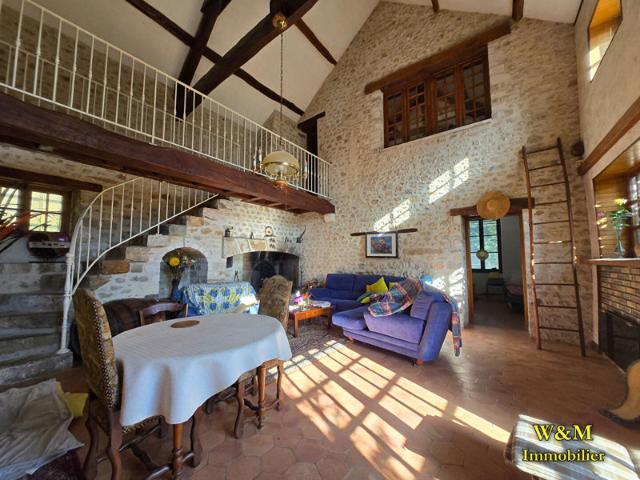Maison 200 m2 9 pièces