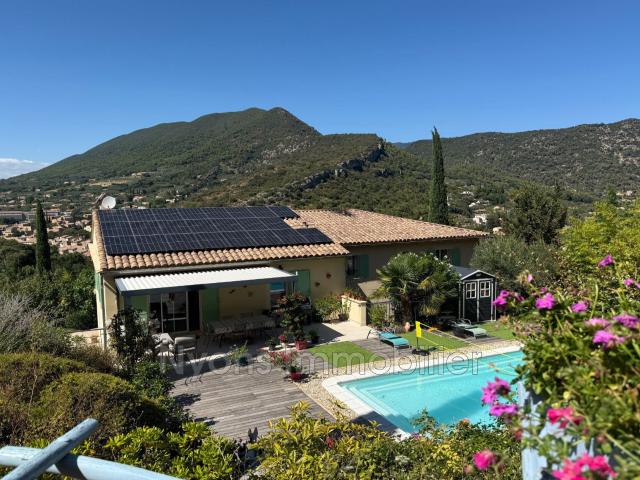 Maison 200 m²