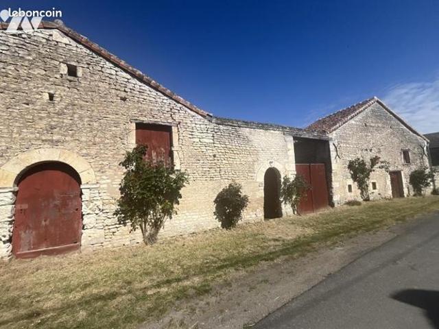 Maison 200 m² LA TOUR ST GELIN