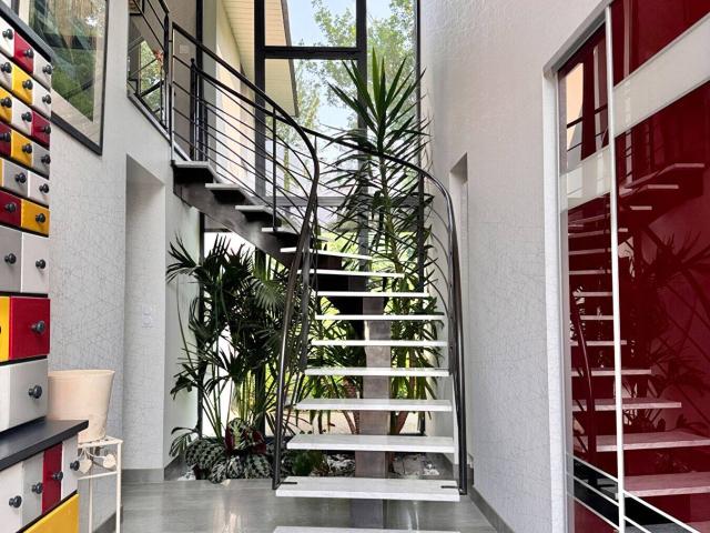 Maison 201 m2 Montreuil Juigne
