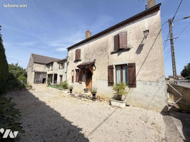 Maison 201 m² LONGECOURT EN PLAINE