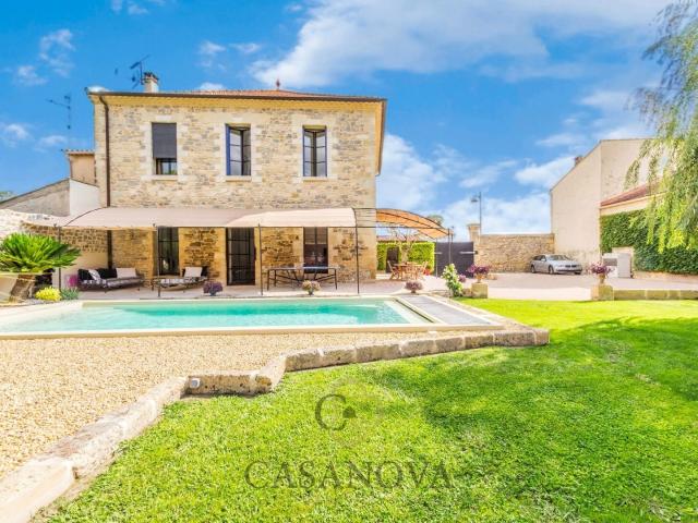 Maison 202 m2 Aimargues