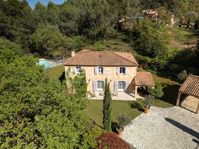 Maison 202 m2 Bouc Bel Air