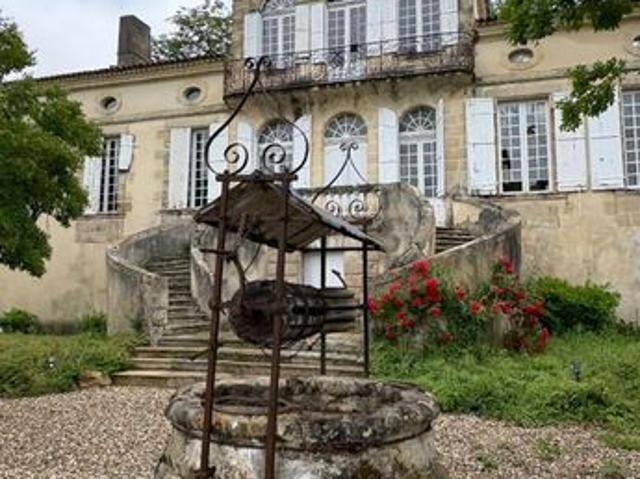 Maison 20 pièces 1 100 m²