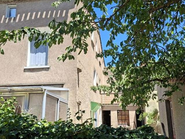 Maison 20 pièces 266 m²