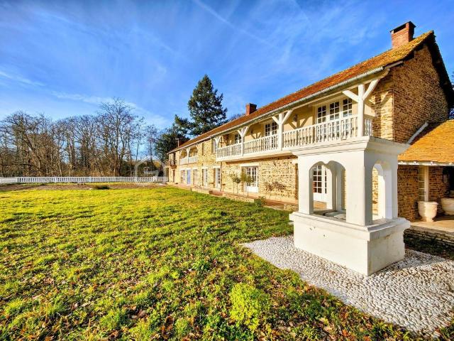 Maison 20 pièces 366 m²