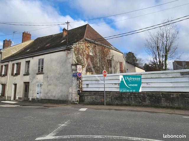Maison 20 pièces 300 m²