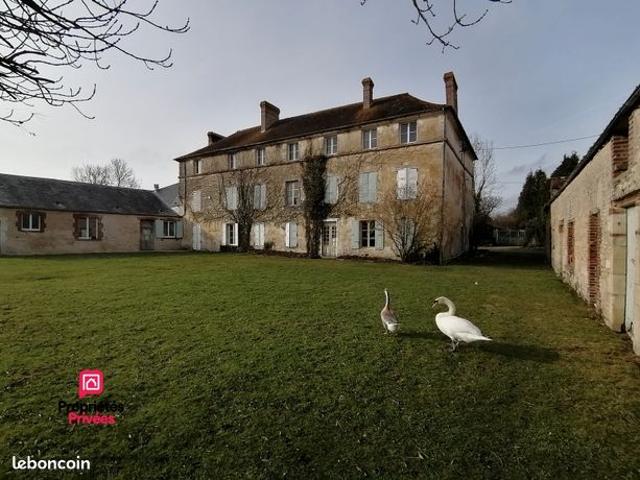 Maison 20 pièces 480 m²