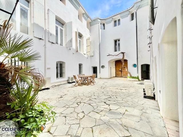 Maison 20 pièces 485 m²