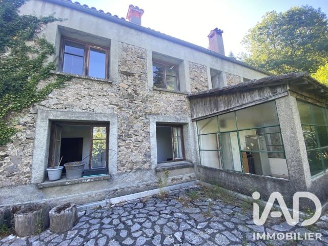 Maison 20 pièces 400 m²