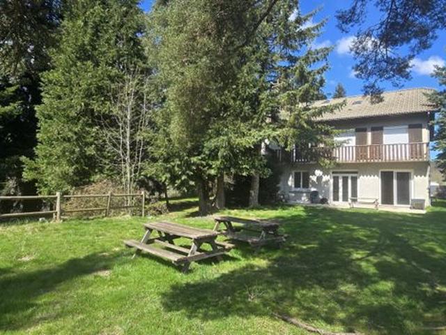 Maison 20 pièces 576 m²
