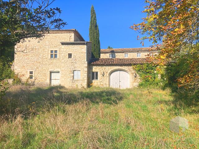 Maison 20 pièces 500 m²