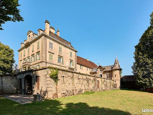 Maison 20 pièces 505 m²