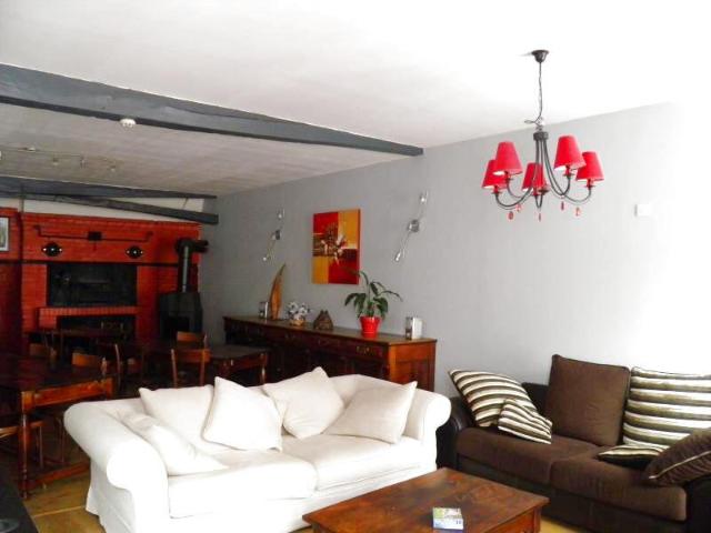 Maison 20 pièces 697 m²