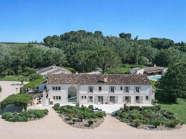 Maison 20 pièces 620 m²