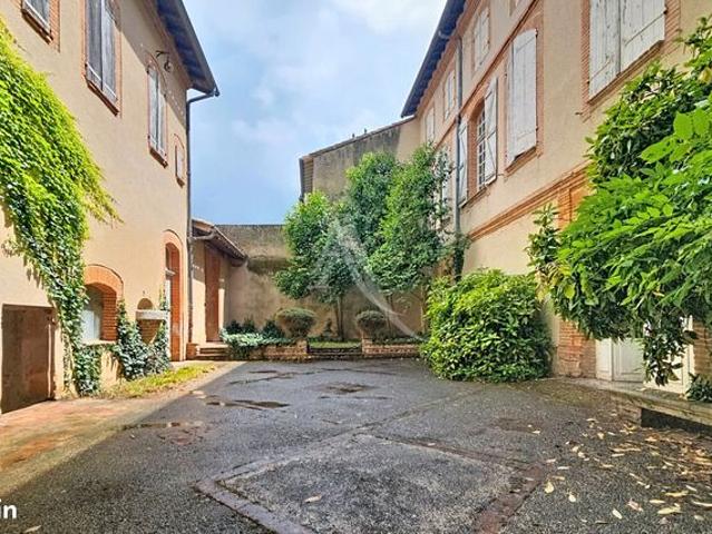 Maison 20 pièces 638 m²