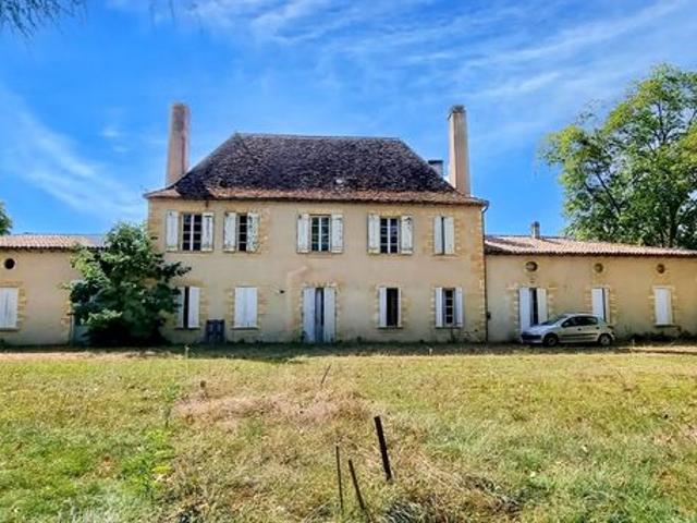 Maison 20 pièces 700 m²