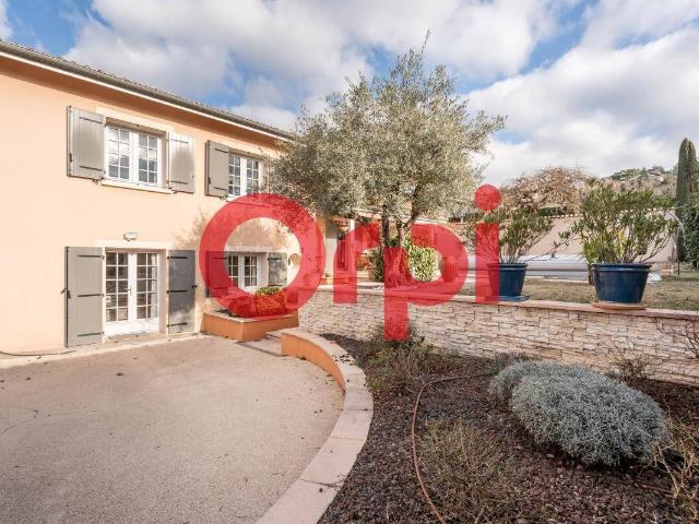 Maison 215 m2 Vourles