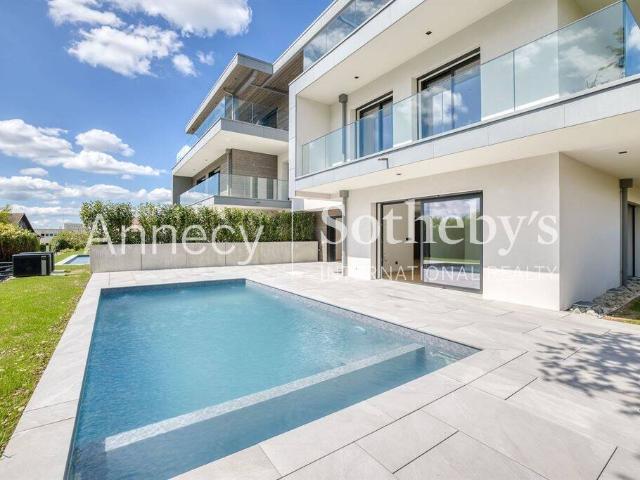 Maison 217 m2 Annecy le Vieux