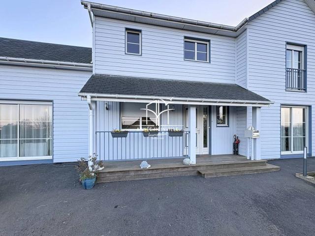 Maison 219 m2 La Rivière Saint Sauveur