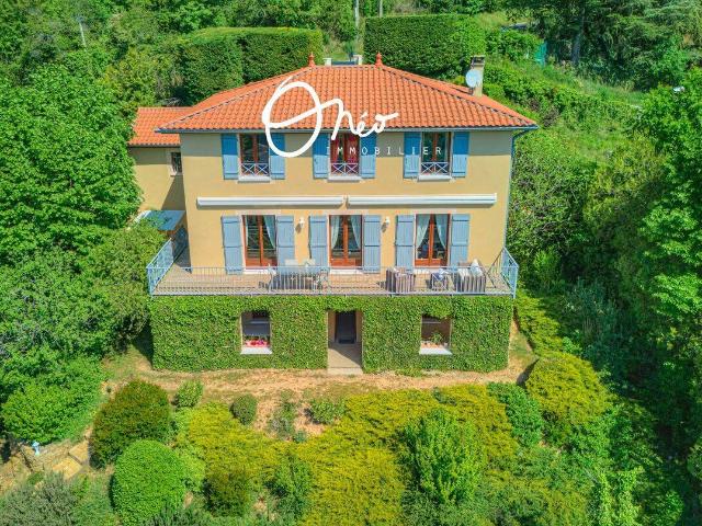 Maison 210 m2 Couzon Au Mont d Or