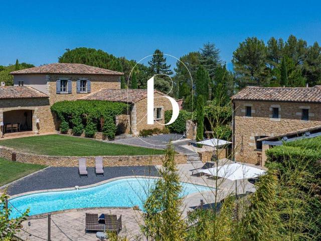 Maison 210 m2 Uzes