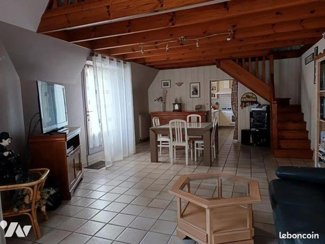 Maison 210 m² COLLINEE