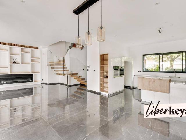 Maison 212 m2 Créteil