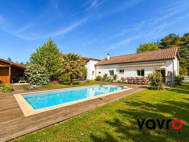 Maison 212 m2 Quincieux