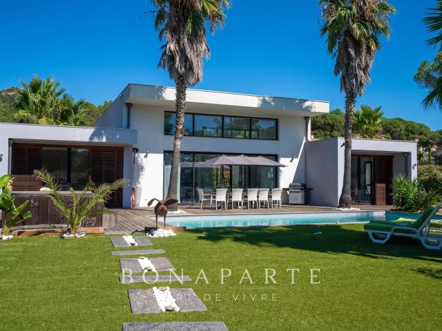 Maison 213 m²